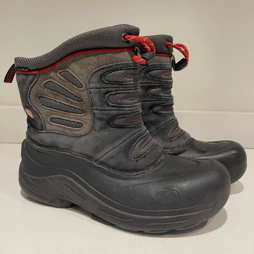 NORTH FACE H.O.T. insulated waterproof snow boots youth boys black red size 5